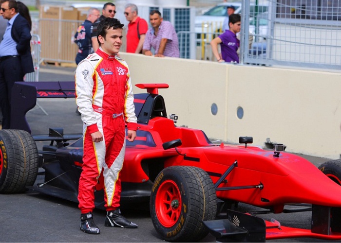 Azerbaijani pilot becomes driver for Baku Formula 1 track